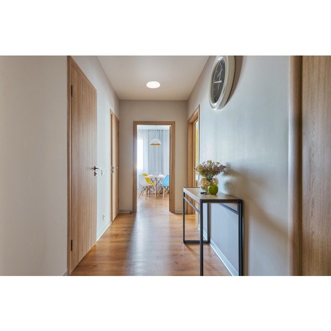 AppShotSylCircleNeos1740494830844_PhotoApplicationImages_1.jpg SYLVANIA