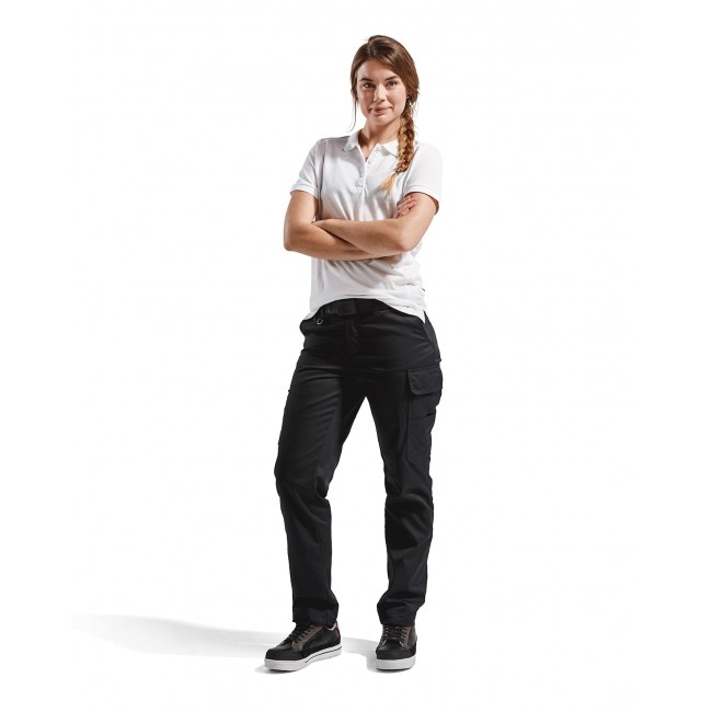 339010501000_FRONT.jpg BLAKLADER