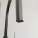 blackpool-mitigeur-cuisine-avec-bec-extractible-graphite-mat (9).jpg SCHÜTTE