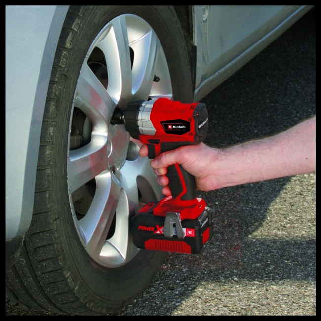 Bouloneuse_sans_fil_18_volts_solo_TE_CW_18_Li_BL_12_bricozor.jpg EINHELL